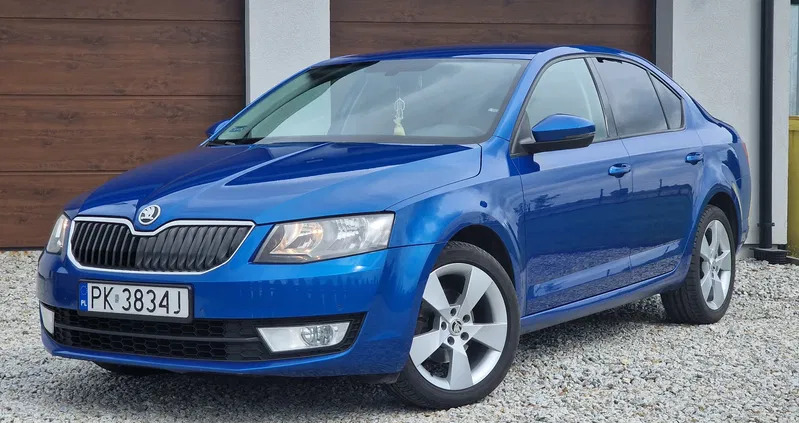 skoda Skoda Octavia cena 36500 przebieg: 199000, rok produkcji 2015 z Moryń